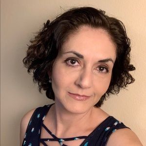 Meet your Posher, Bita